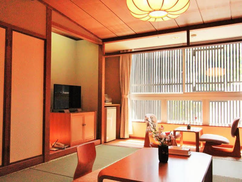 Oyo Ryokan Touenkan Miasa-Onsen Misasa Buitenkant foto