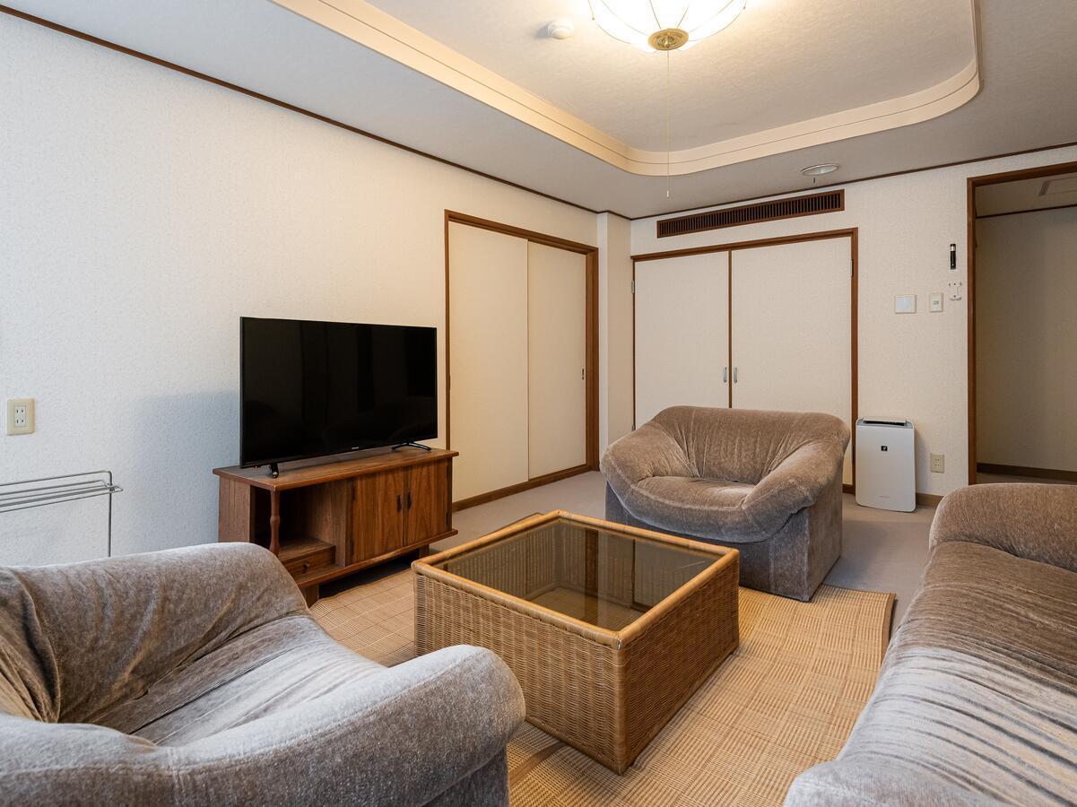 Oyo Ryokan Touenkan Miasa-Onsen Misasa Buitenkant foto